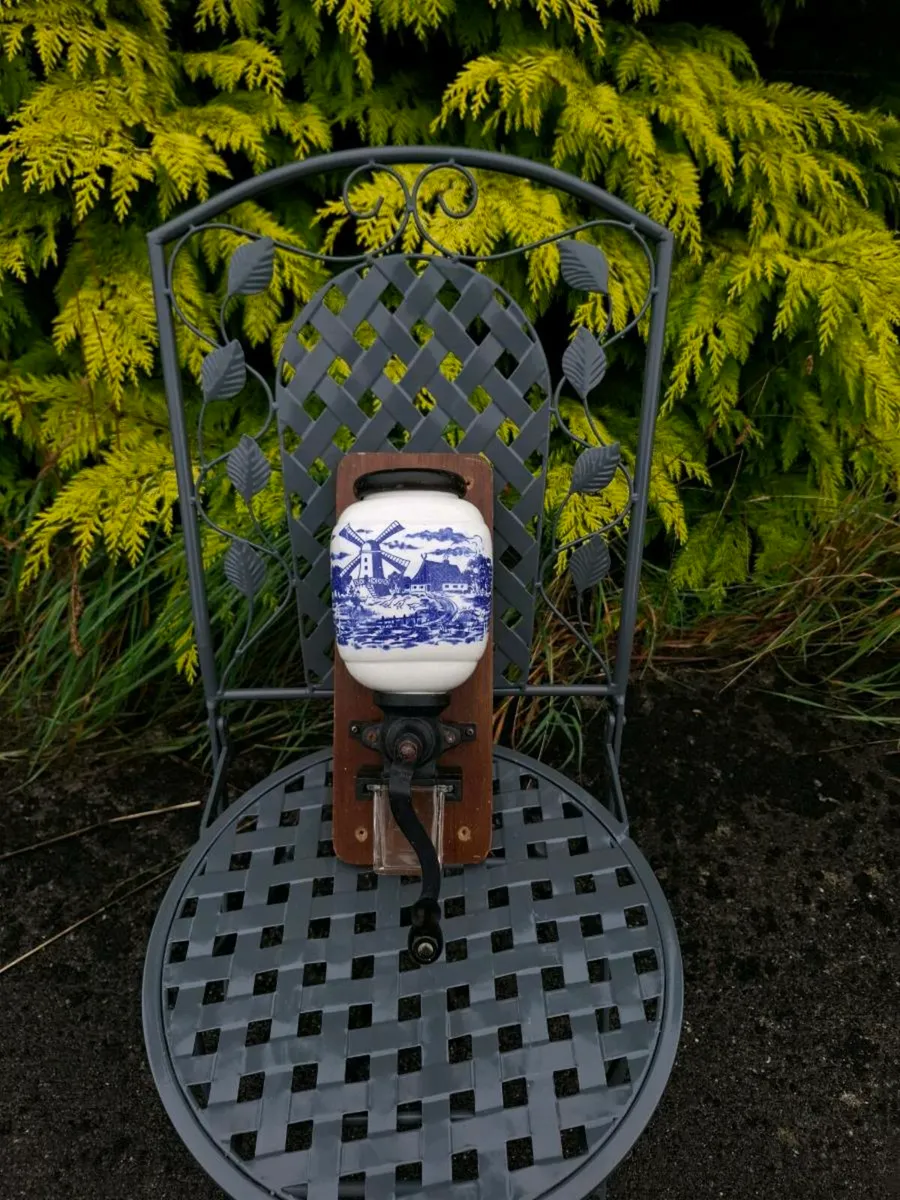 Wall coffee grinder postage possible