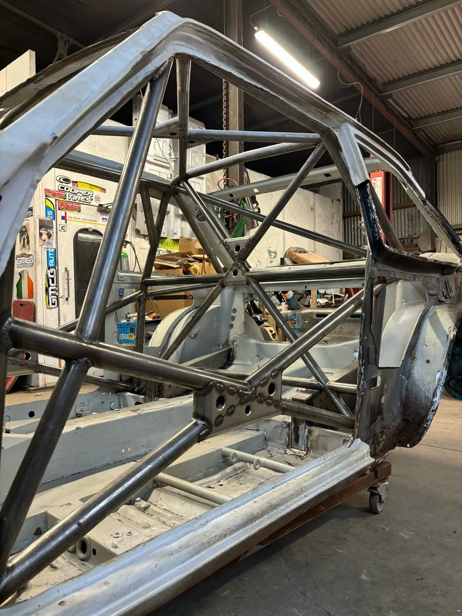 Bodyshop panel/beater welder/fabricator wanted - Image 2