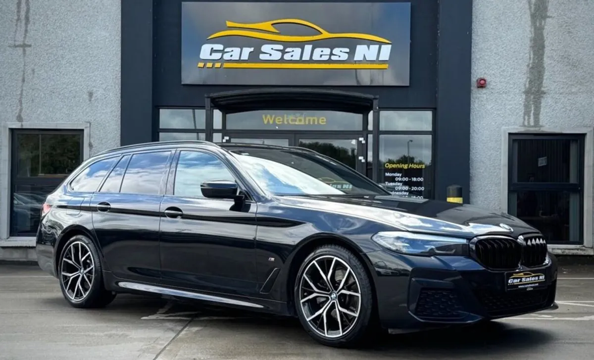 BMW 5 Series 2.0 520d MHT M Sport Touring 5dr Die - Image 1