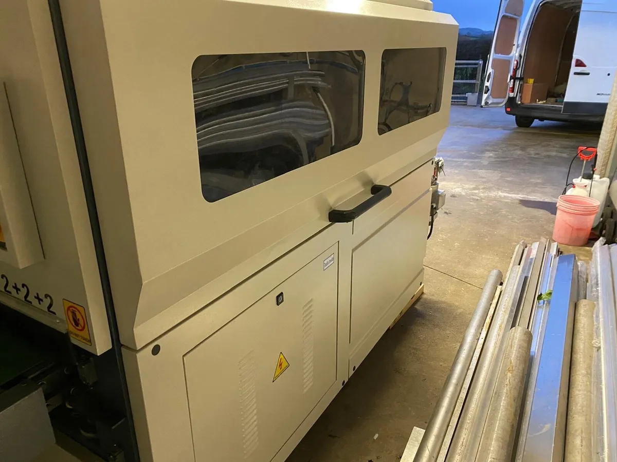 Wide belt / Brush Sander - Kitchen  Shaker doors - Image 3