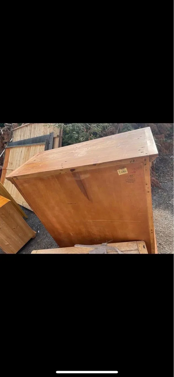 Large heavy wooden chest of drawers - Image 3