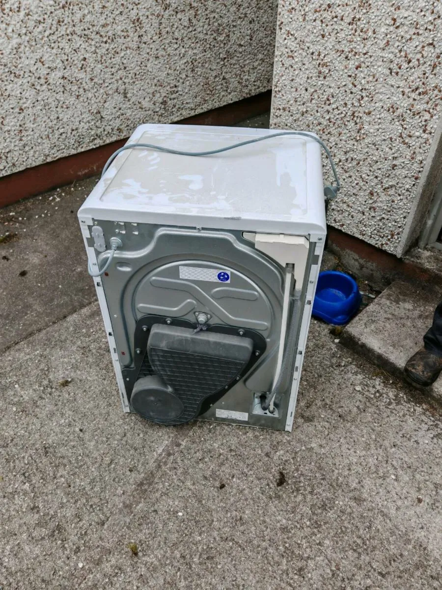 Tumble dryer - Image 2