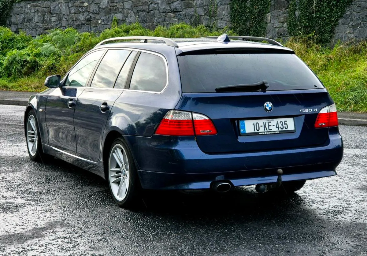 2010 BMW 520d Touring - Image 3