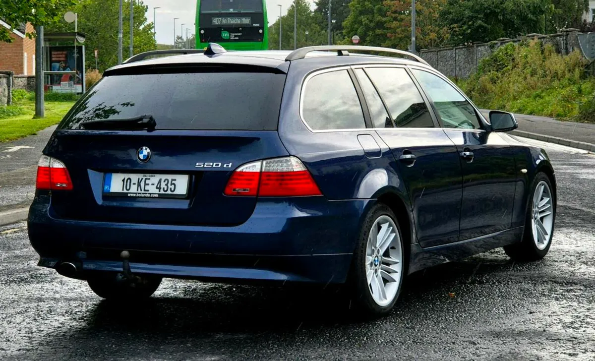 2010 BMW 520d Touring - Image 4