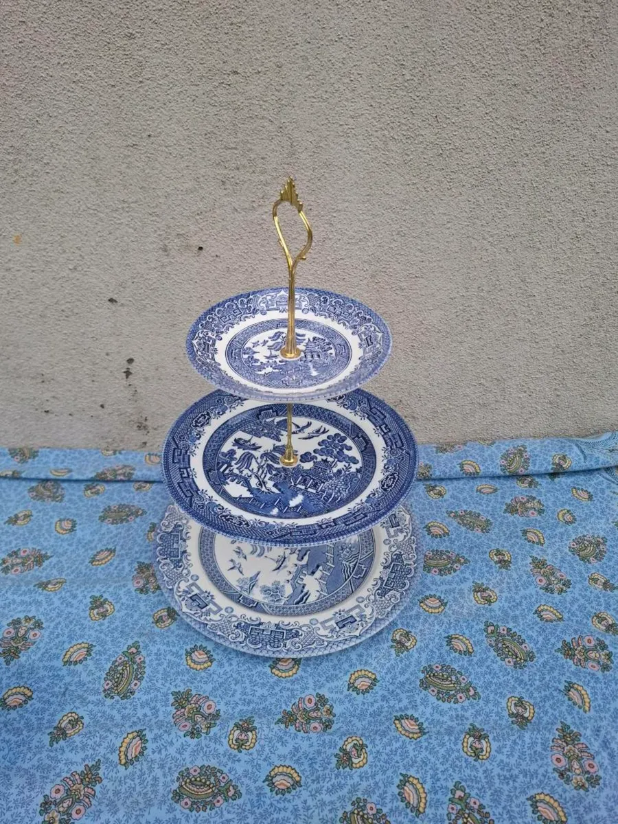 Willow style homemade cake stand postage possible