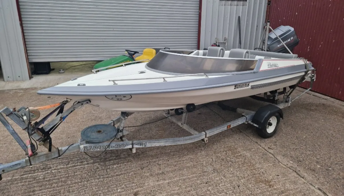 Picton speedboat - Image 1