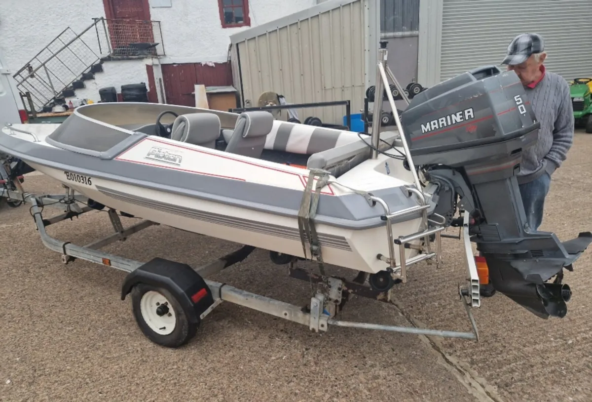 Picton speedboat - Image 2