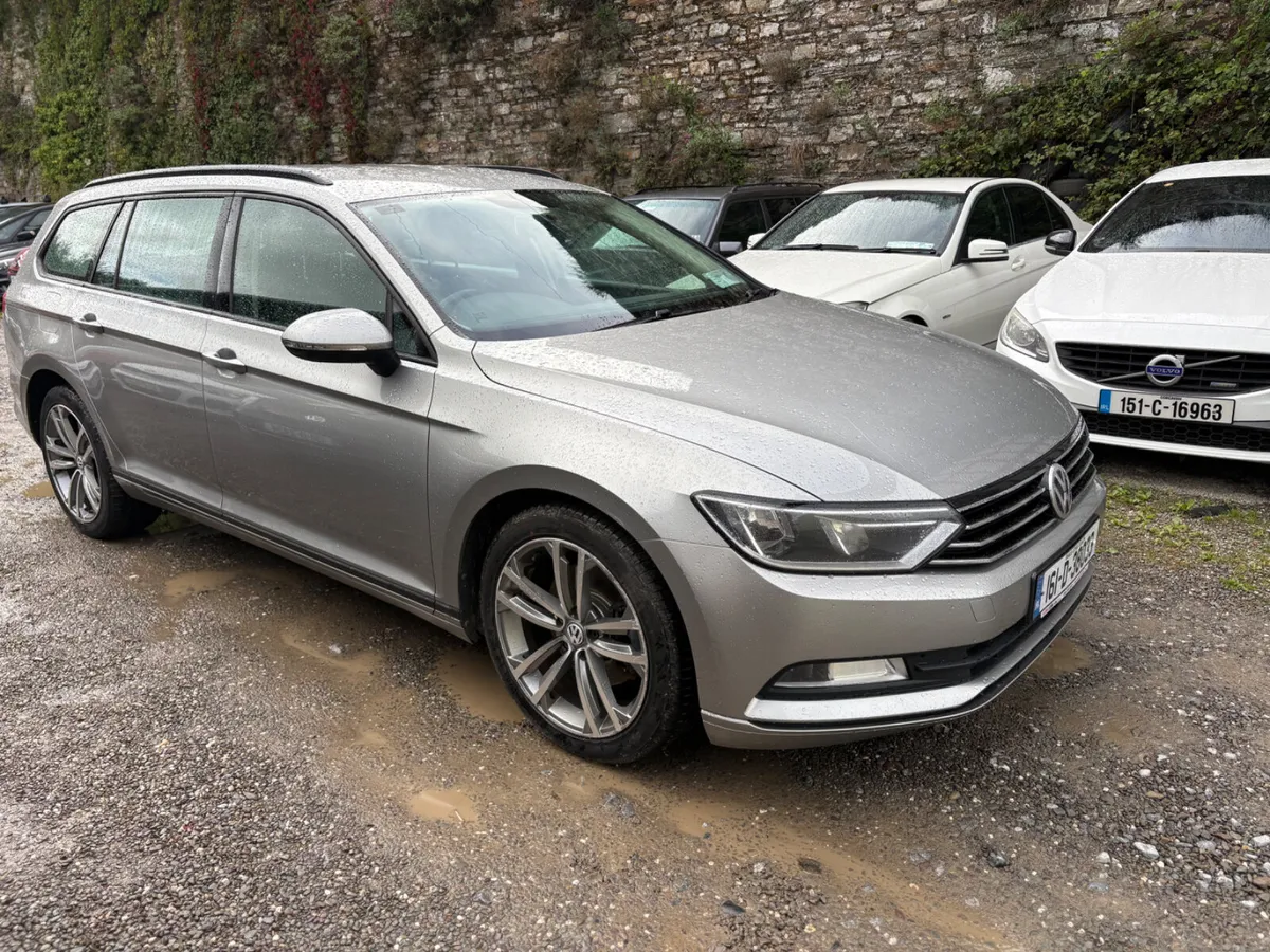 161 VW PASSAT 1.6TDI ESTATE NCT+TAX - Image 1