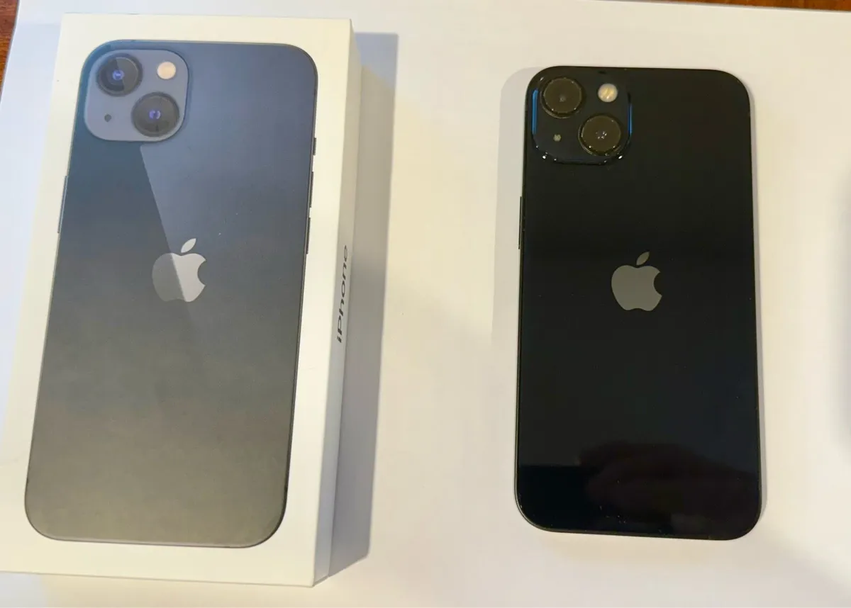 Apple iPhone 13 (128GB) unlocked - Image 3