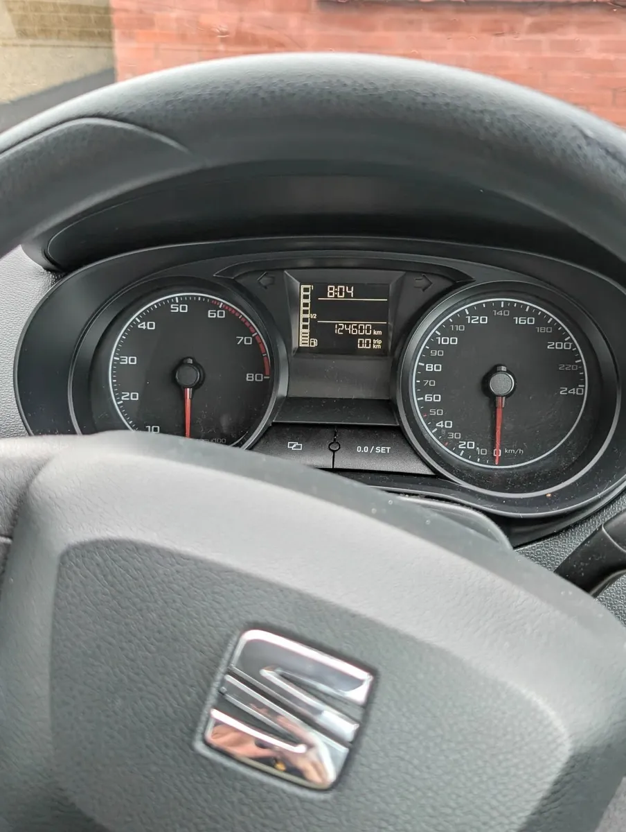 SEAT Ibiza 2015 - Image 1