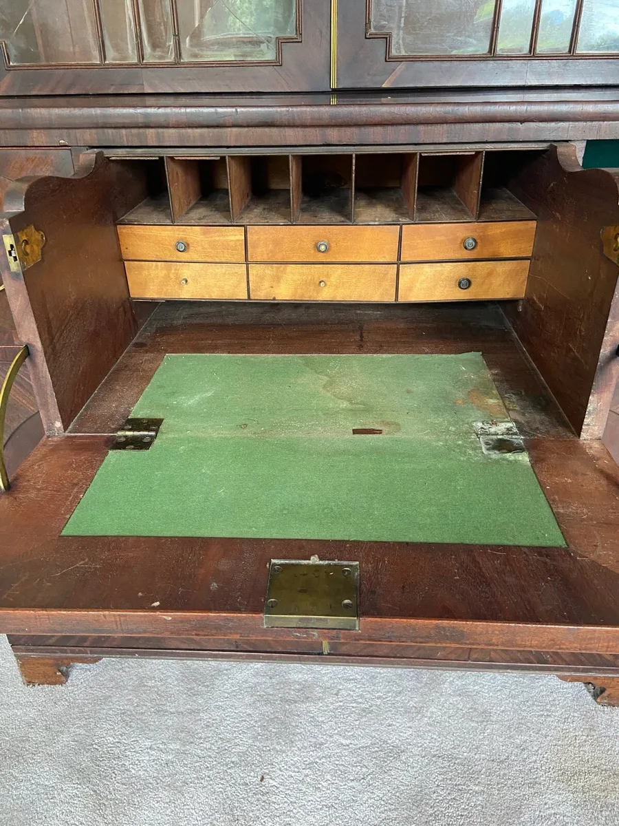 Georgian secretarie bookcase cabinet - Image 1