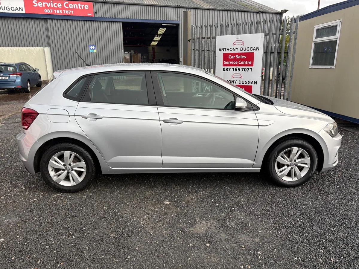 182 Volkswagen Polo 1 litre petrol - Image 2