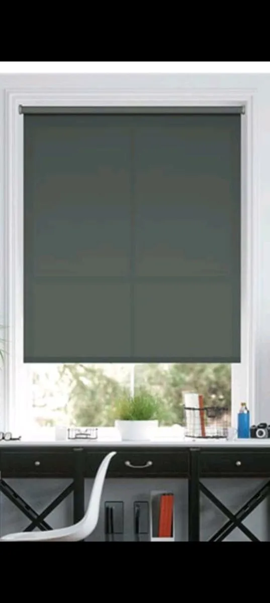 Window Blinds - Image 2