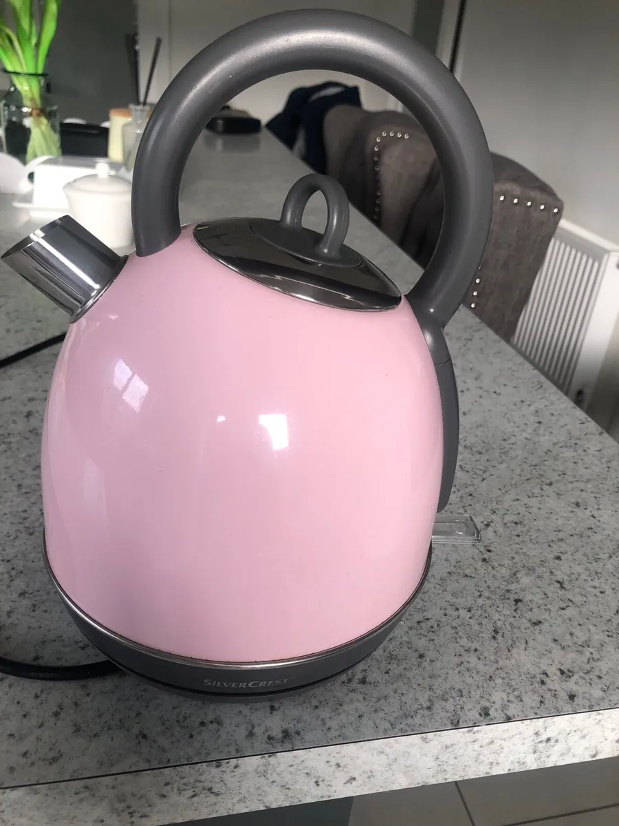 Kettle and toaster - Image 3