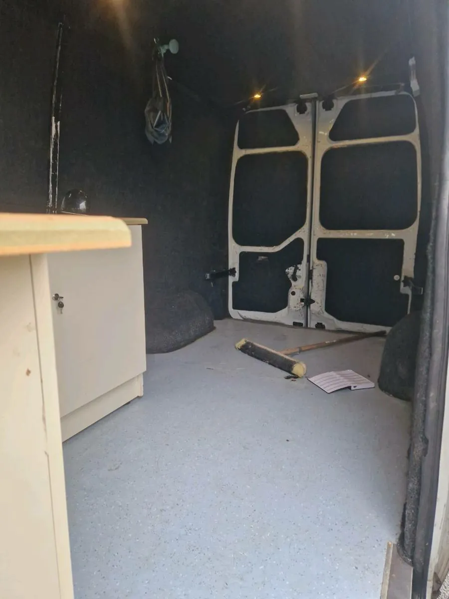Renault master (camper) - Image 3