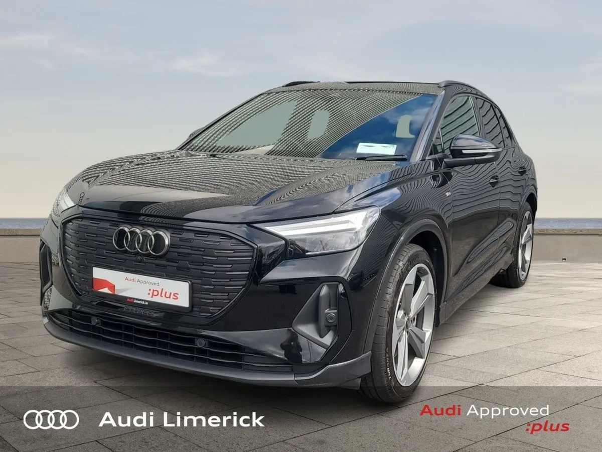 Audi Q4 E-tron 45 S Line Black Edition - Image 4