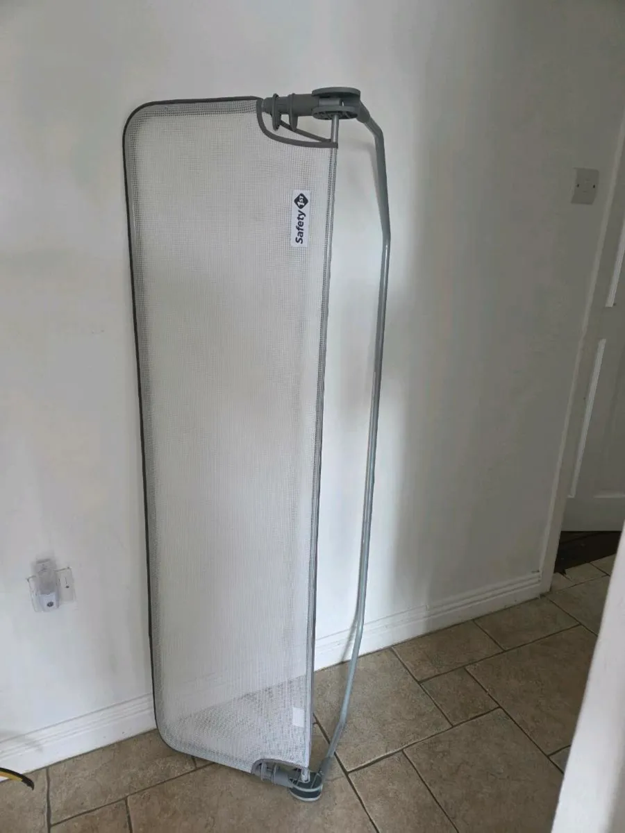 Bed rail