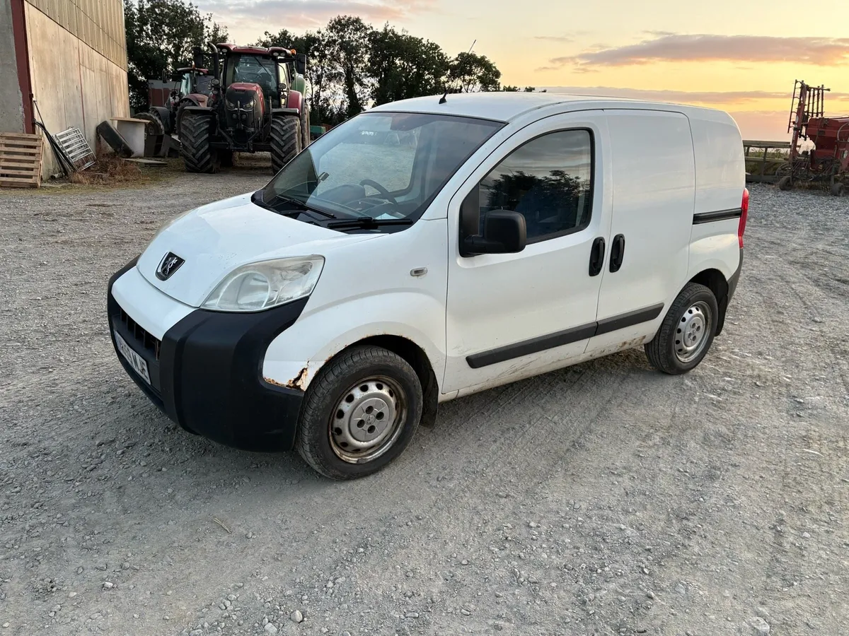 Van - Image 1