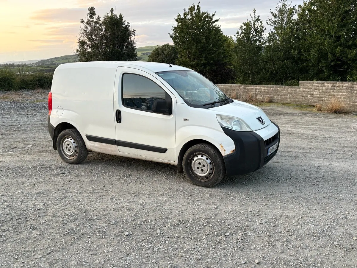 Van - Image 3