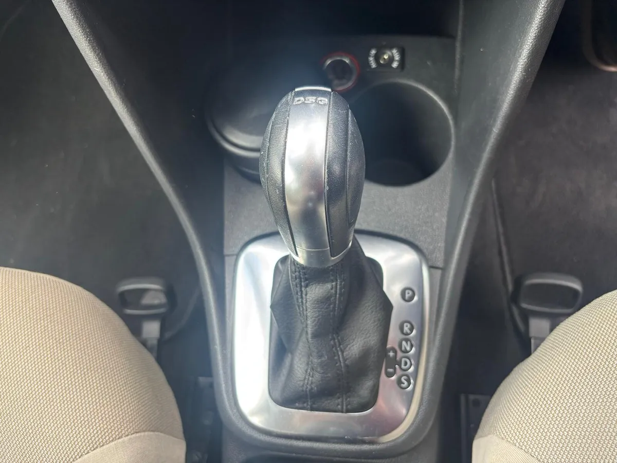 Volkswagen Polo 2012  AUTOMATIC  IRISH  CAR - Image 4