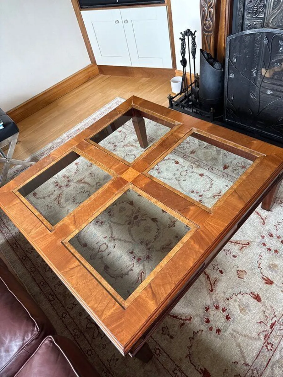 Mahogany Grandeur coffee table - Image 3