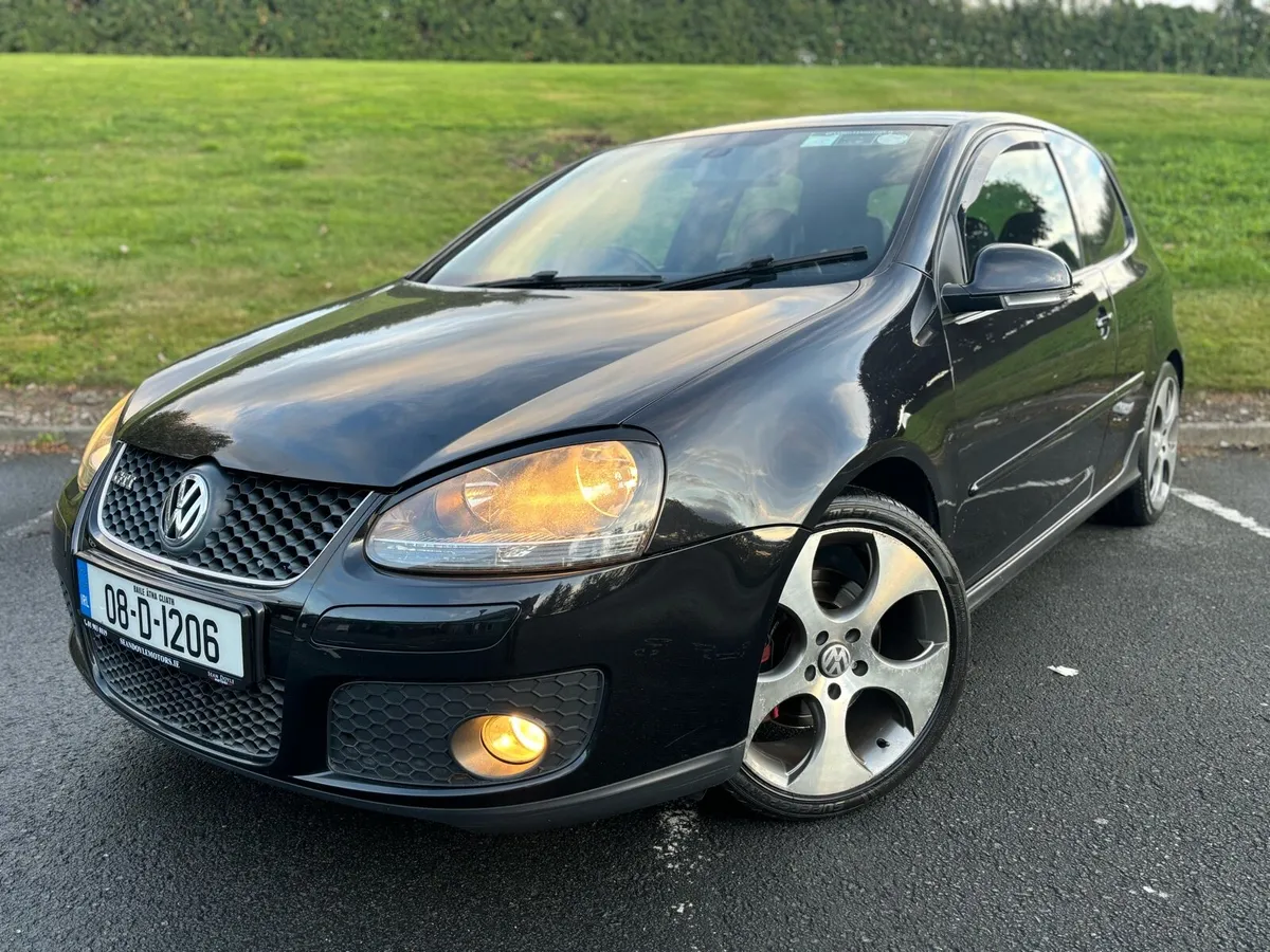 VOLKSWAGEN GOLF GTI NEW NCT 01/26 BLACK LEATHER - Image 4