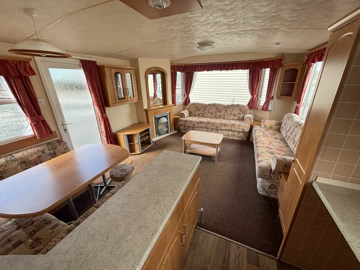 37x12 Moonstone, 3Bed, D/G&C/H, Free Delivery. - Image 2