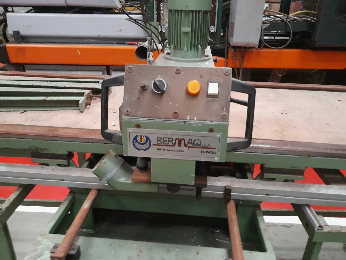 Overhead Router table - Image 1