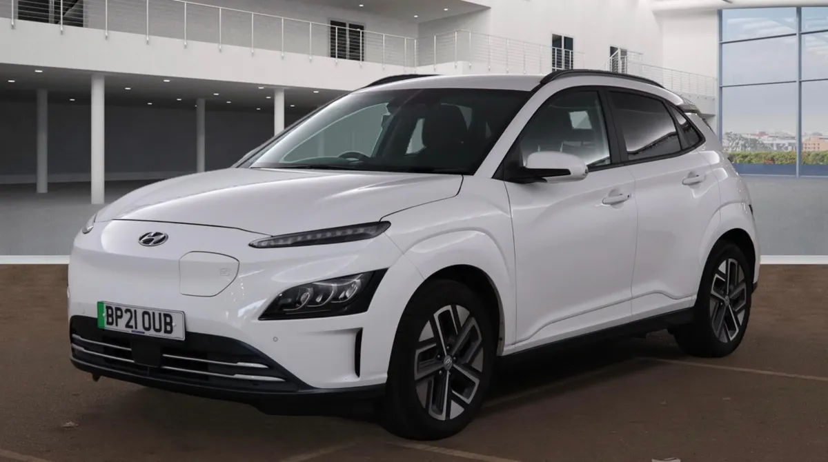 2021 Hyundai KONA EV Premium 150KW 64Kwh - Image 3