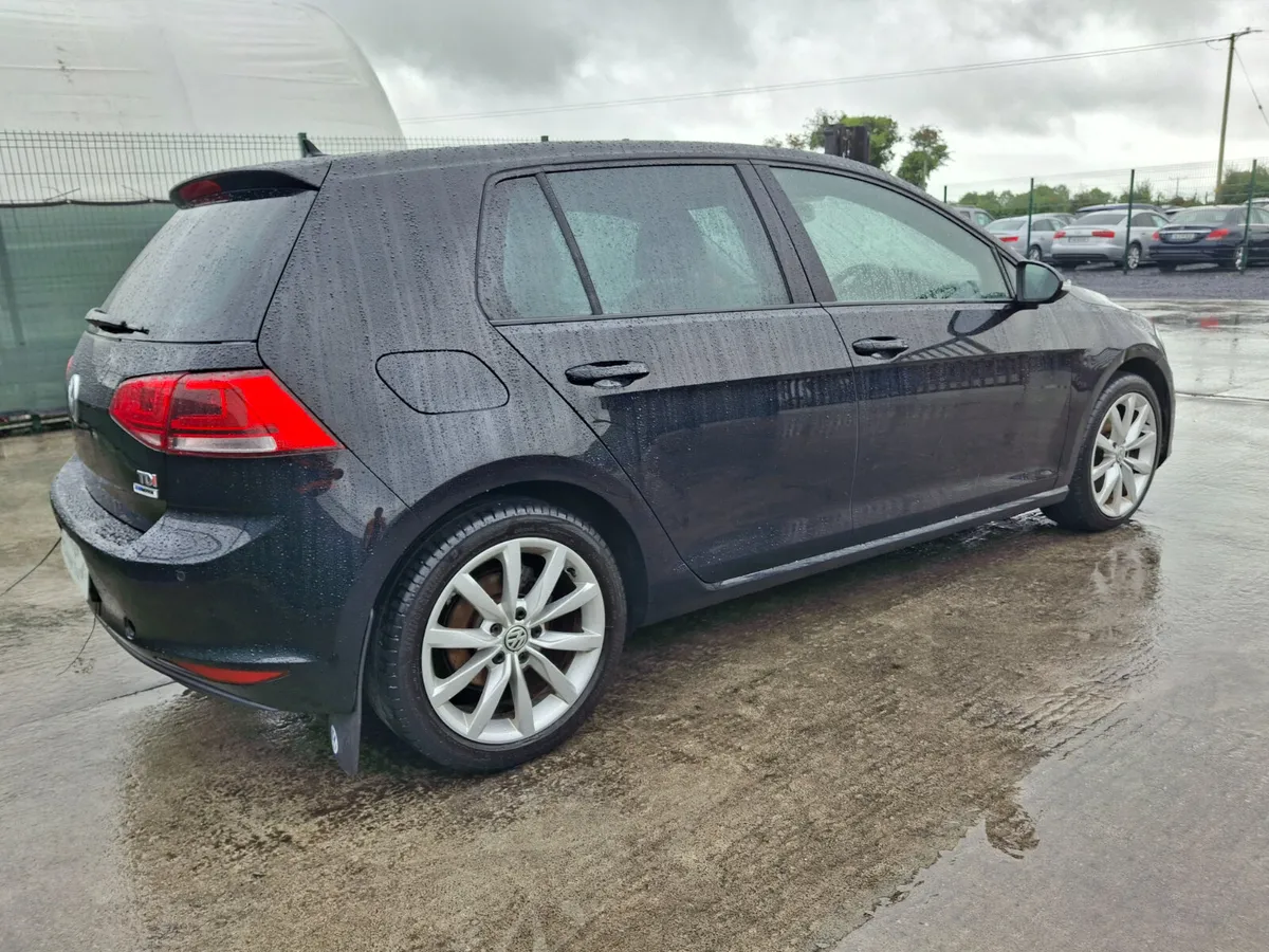 2016 Volkswagen Golf Highline  TDI - Image 4