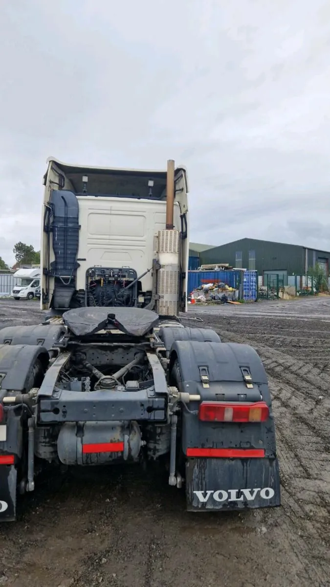 Volvo FH480 6×4 - Image 3