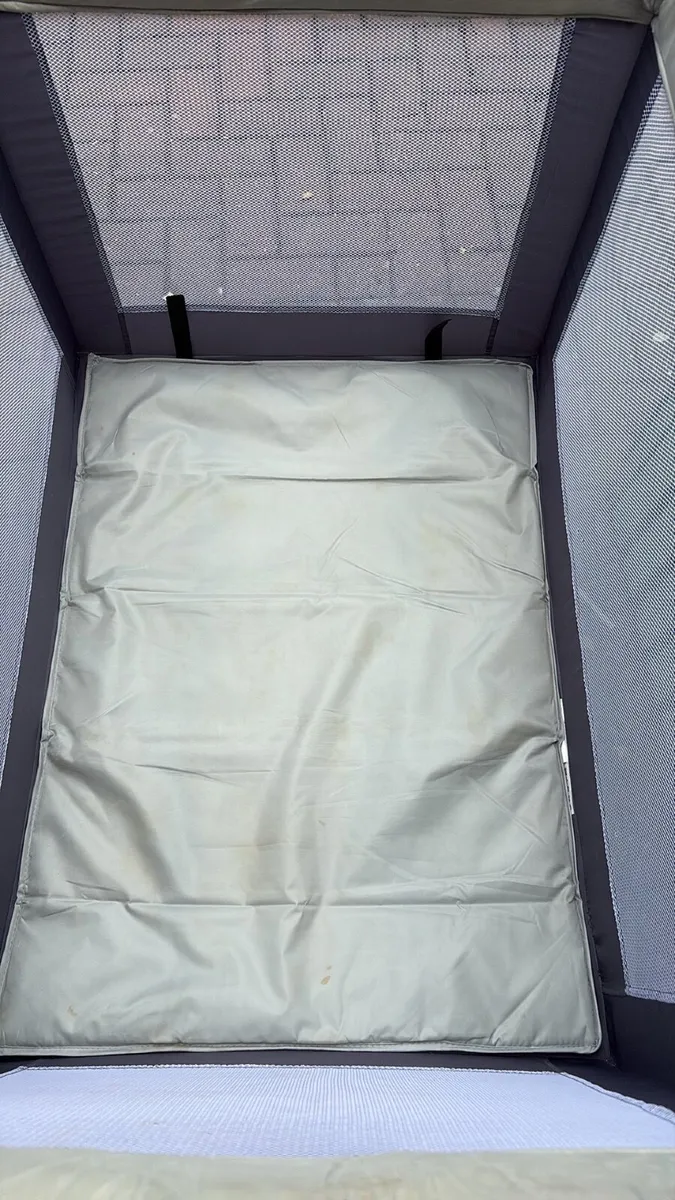 Travel Cot - Image 2