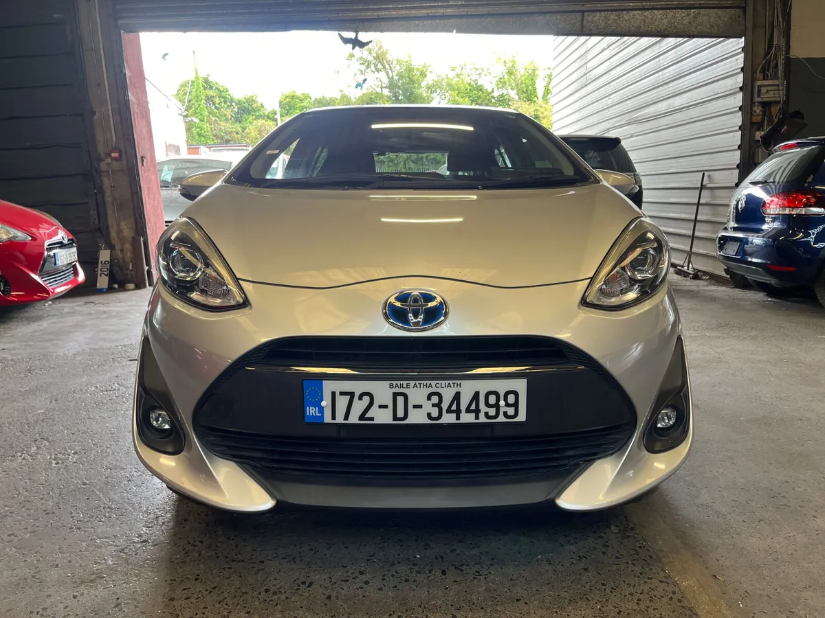 Toyota Aqua 2017 (new shape) - Image 3