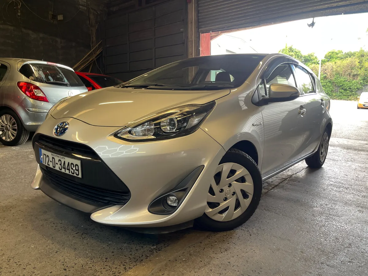Toyota Aqua 2017 (new shape) - Image 2