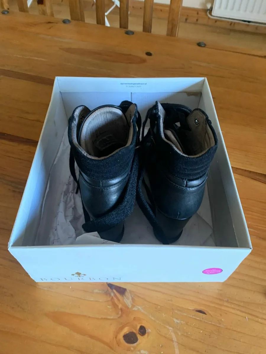 Amy Huberman Black Wedge Leather Boots - Image 3