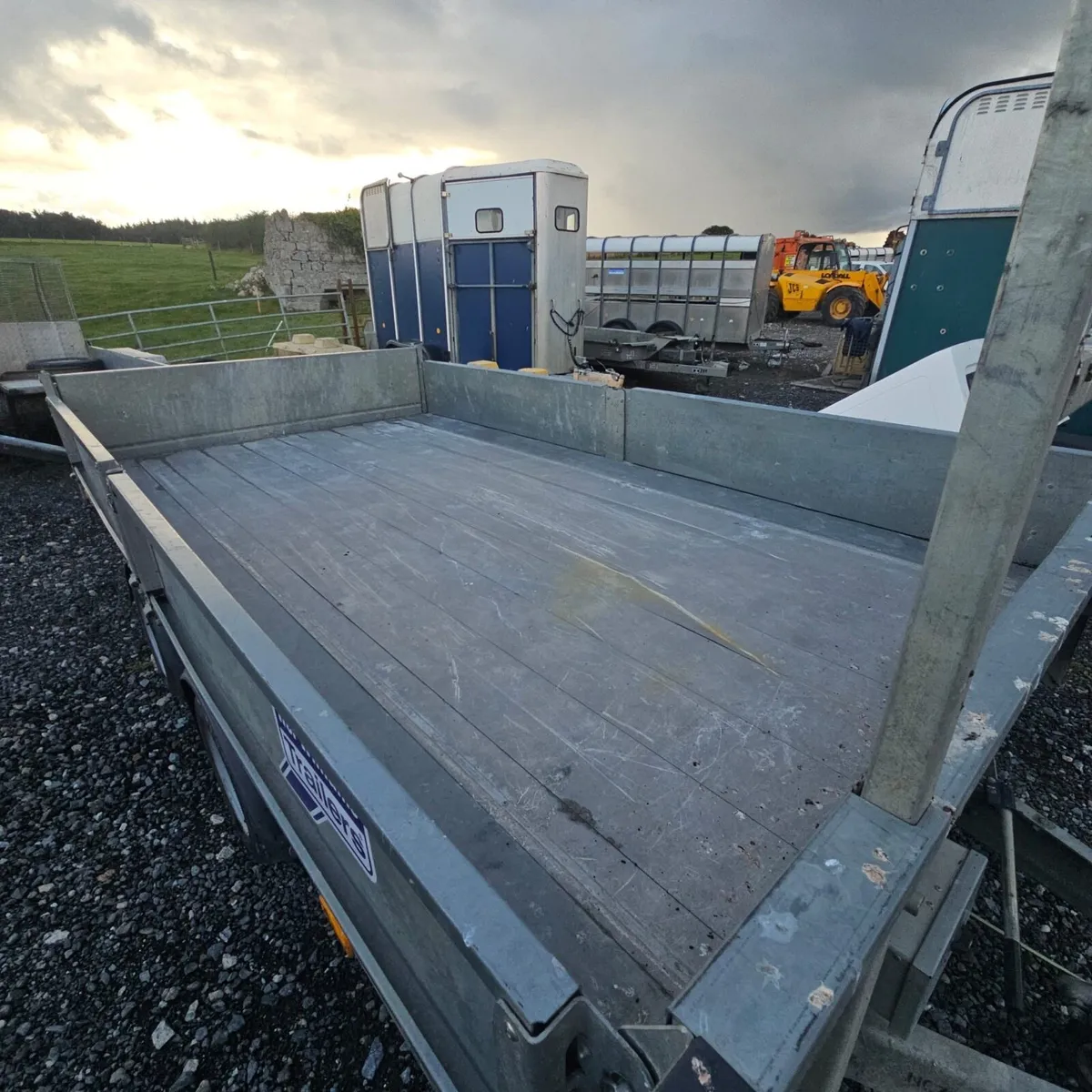 Trailers - Image 1