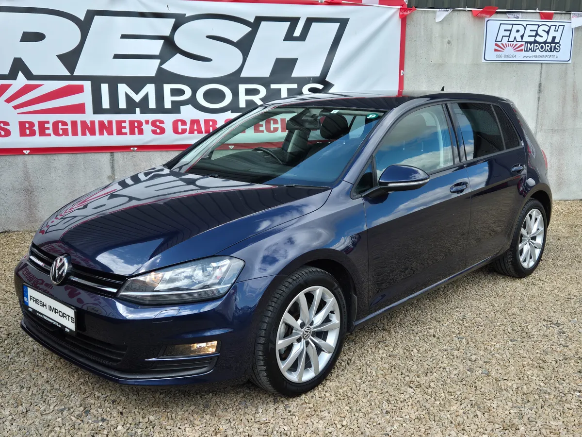 VOLKSWAGEN GOLF auto(low km) - Image 1