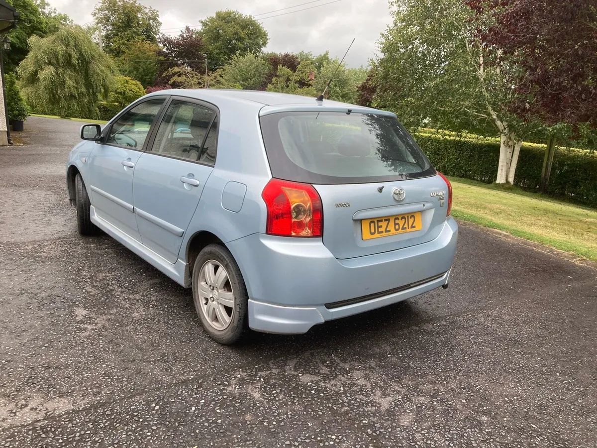 Car - Image 4
