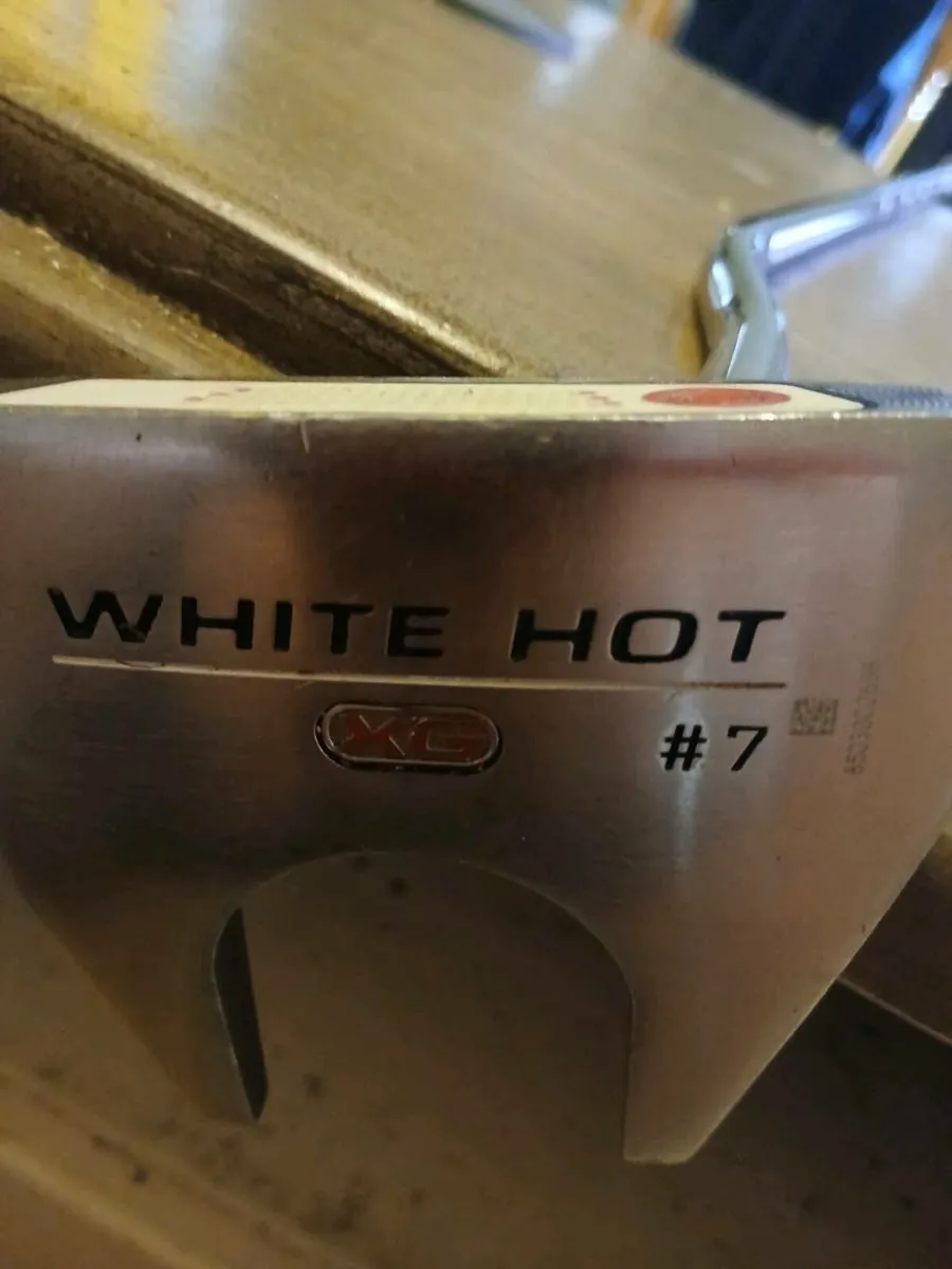 Odyssey White Hot #7 XG - Image 1