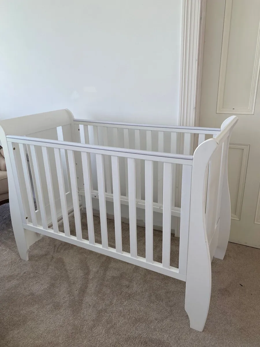 Cot bed - Image 1
