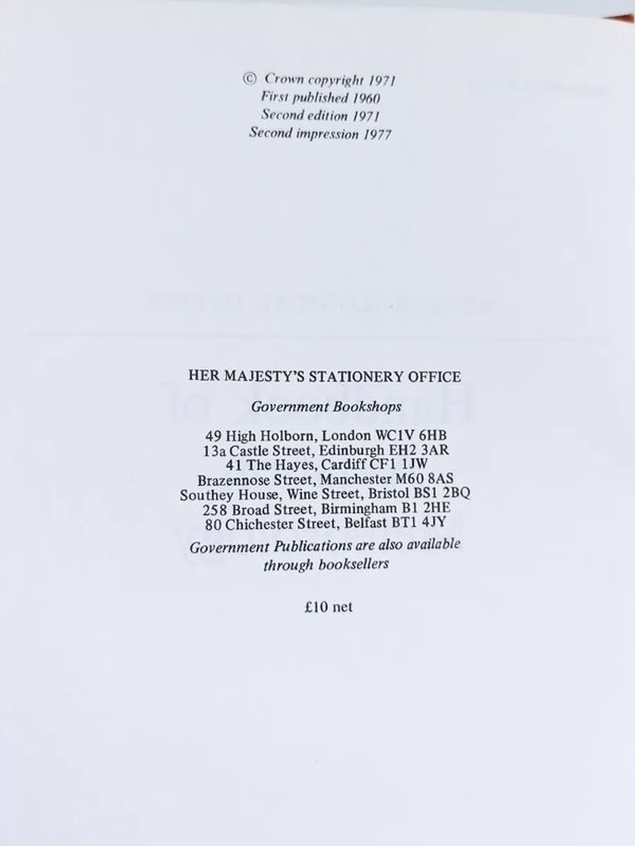 "Handbook of Aviation Meteorology," published by His Majesty's Stationery Office  1977  hardback - Image 3