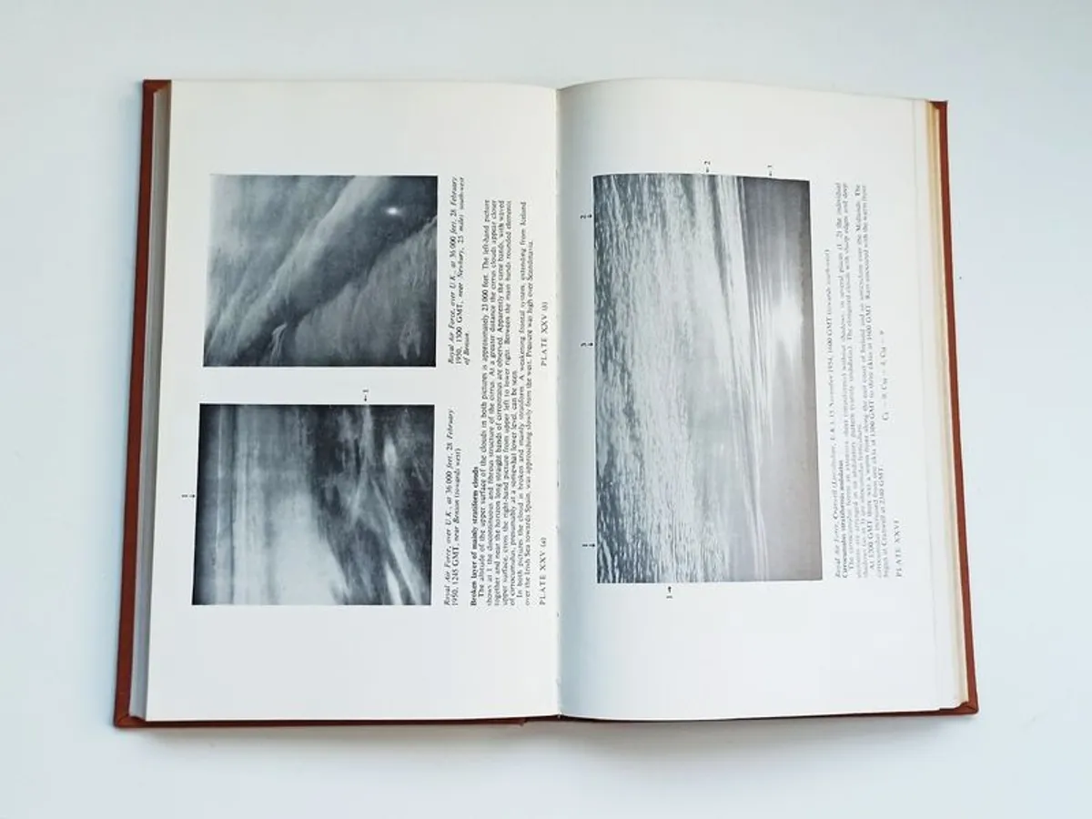 "Handbook of Aviation Meteorology," published by His Majesty's Stationery Office  1977  hardback - Image 4