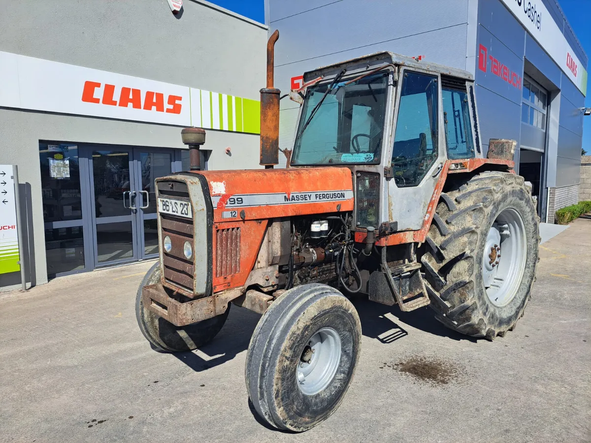 Massey Ferguson 699 - Image 1