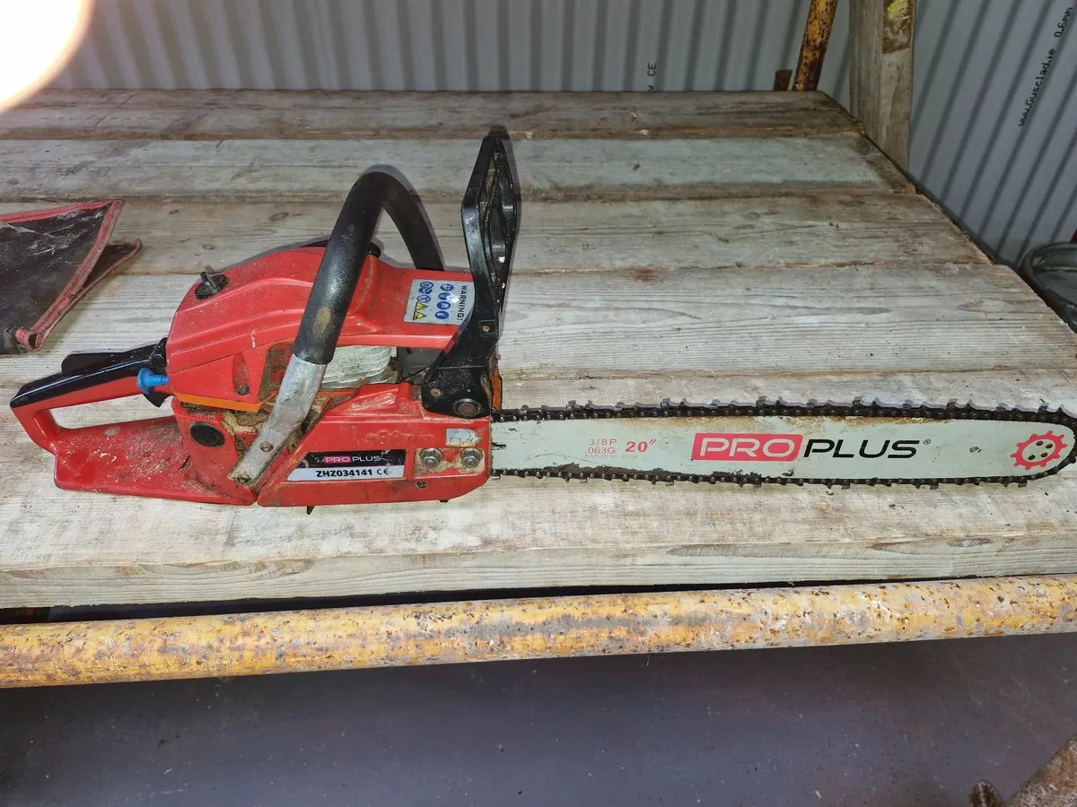 Chainsaw - Image 1