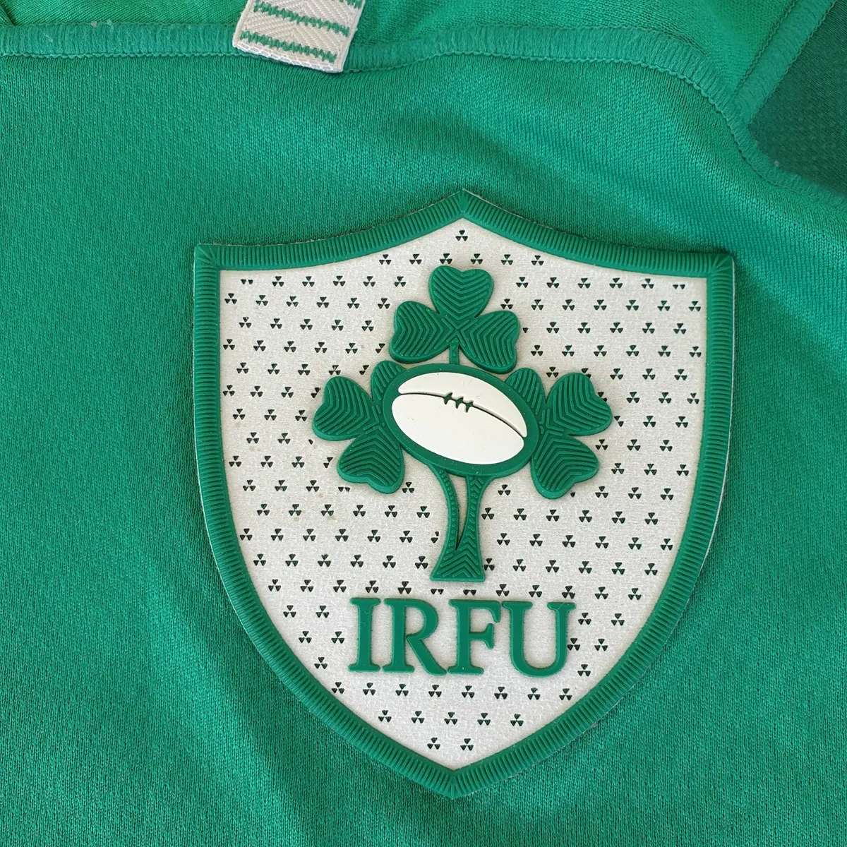 Ireland rugby 2017/18 jersey - Image 3