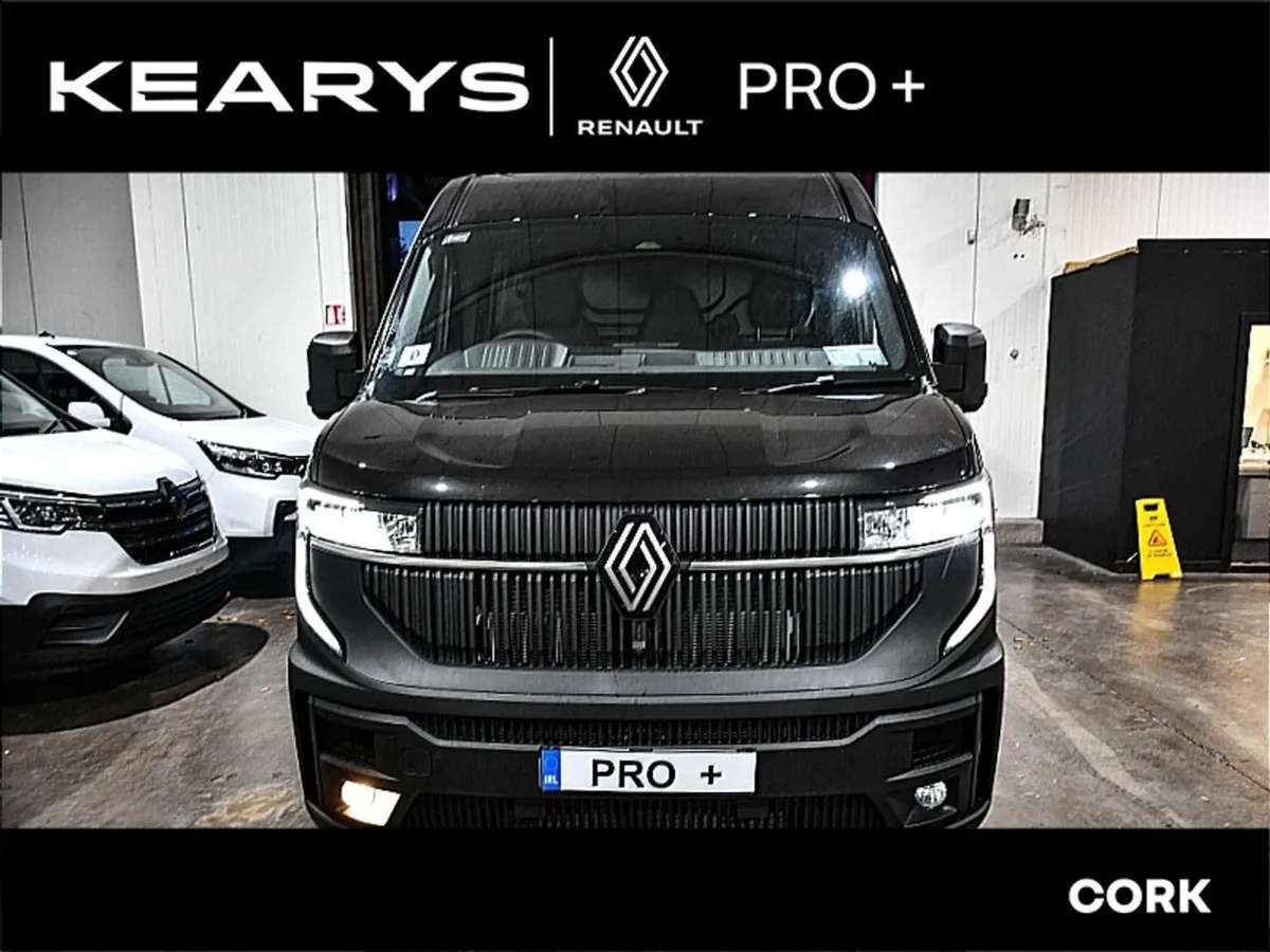 Renault Master Lm35 Blue dCi 170 Auto Advance E06x - Image 1