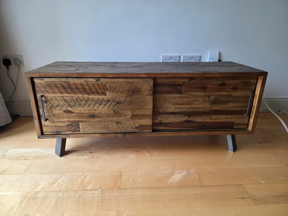 TV cabinet: Camden Rustic Media Unit - Image 2