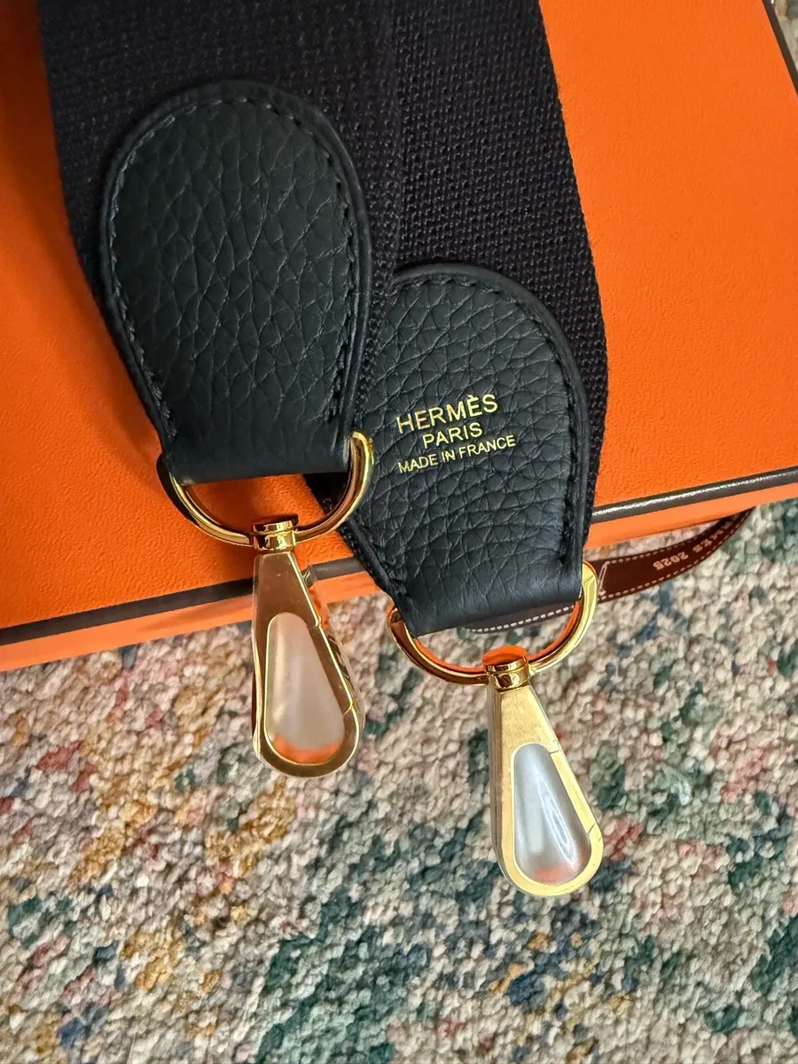 Evelyne 29/ Hermes - Image 2