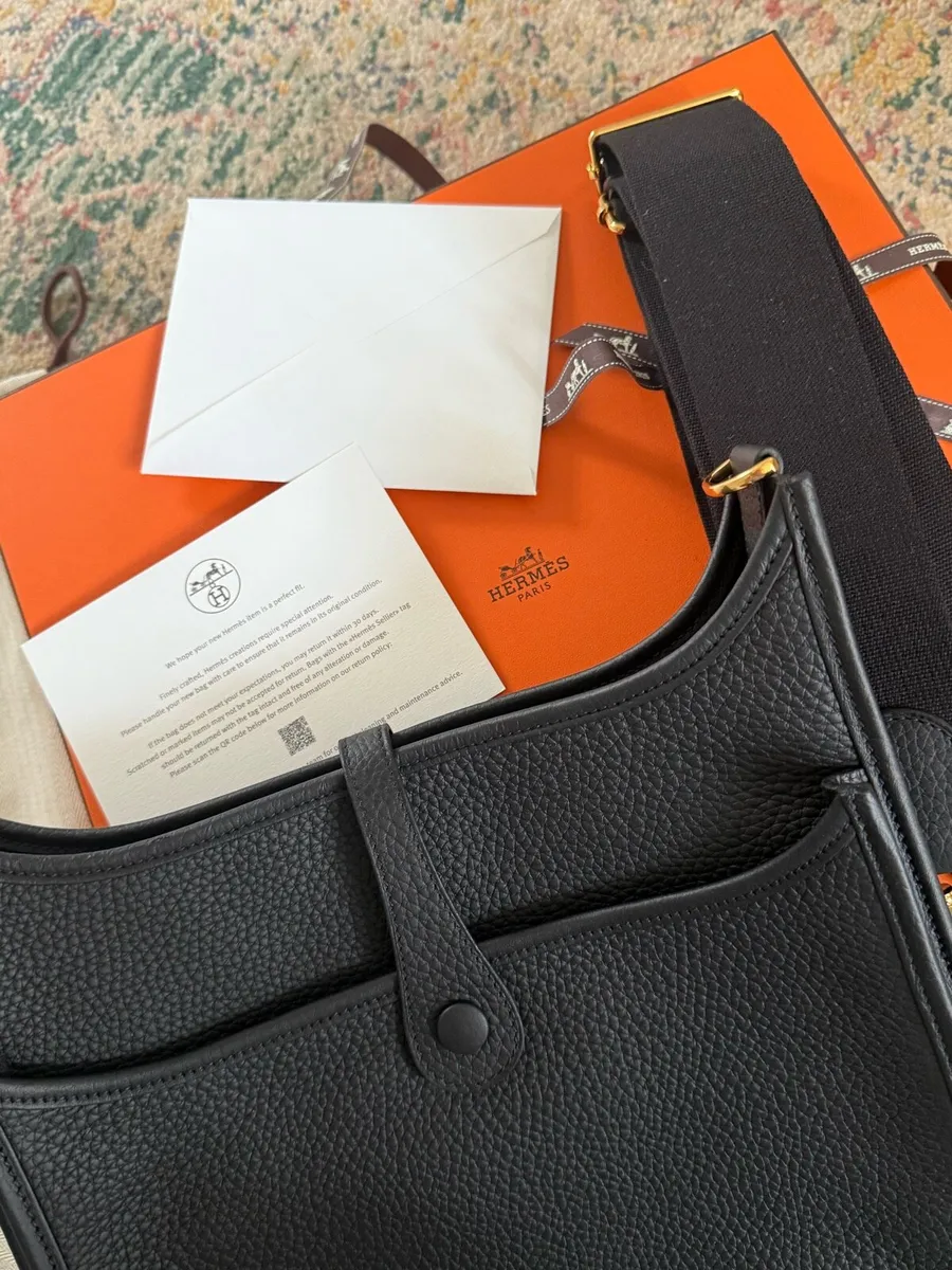 Evelyne 29/ Hermes - Image 3