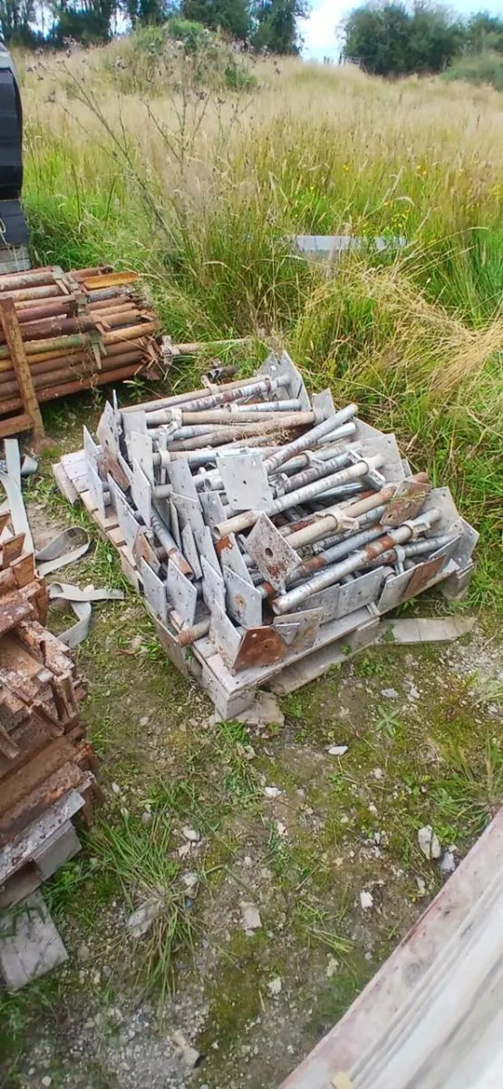 Scaffolding - Image 4